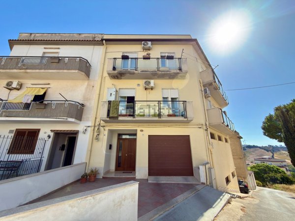 appartamento in vendita ad Alcamo in zona Centro Città