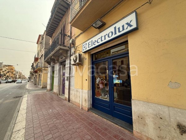 locale commerciale in vendita ad Alcamo in zona Centro Città