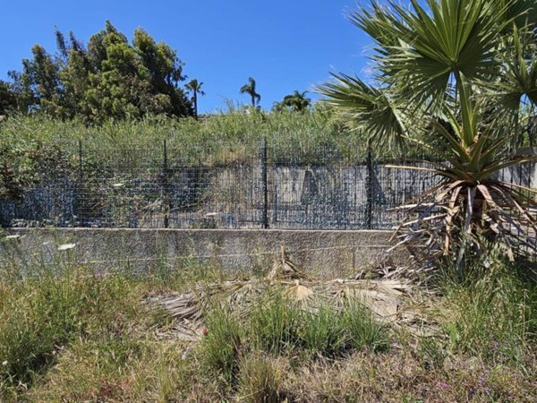 terreno in vendita ad Alcamo in zona Alcamo Marina
