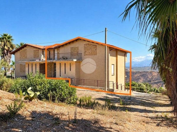 casa indipendente in vendita ad Alcamo