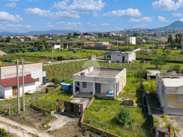 casa indipendente in vendita ad Alcamo in zona Alcamo Marina