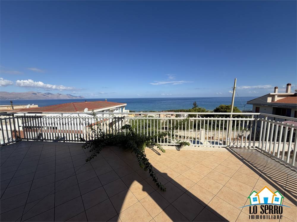 casa indipendente in vendita ad Alcamo