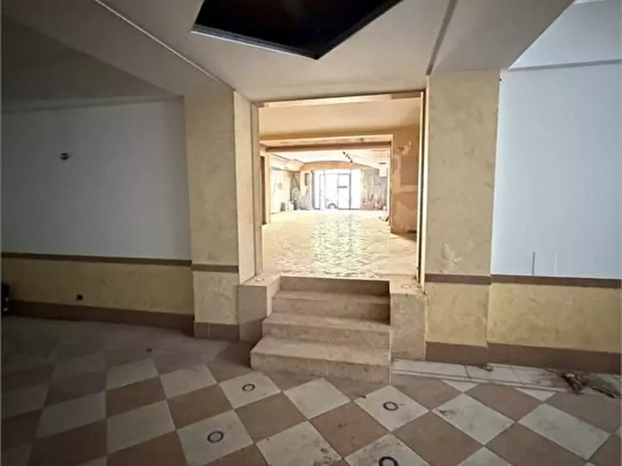 negozio in vendita ad Alcamo