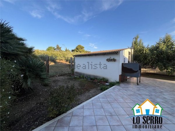 casa indipendente in vendita ad Alcamo in zona Fico