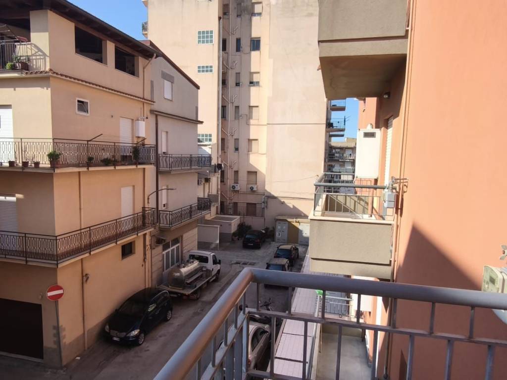 appartamento in vendita ad Alcamo in zona Centro Città
