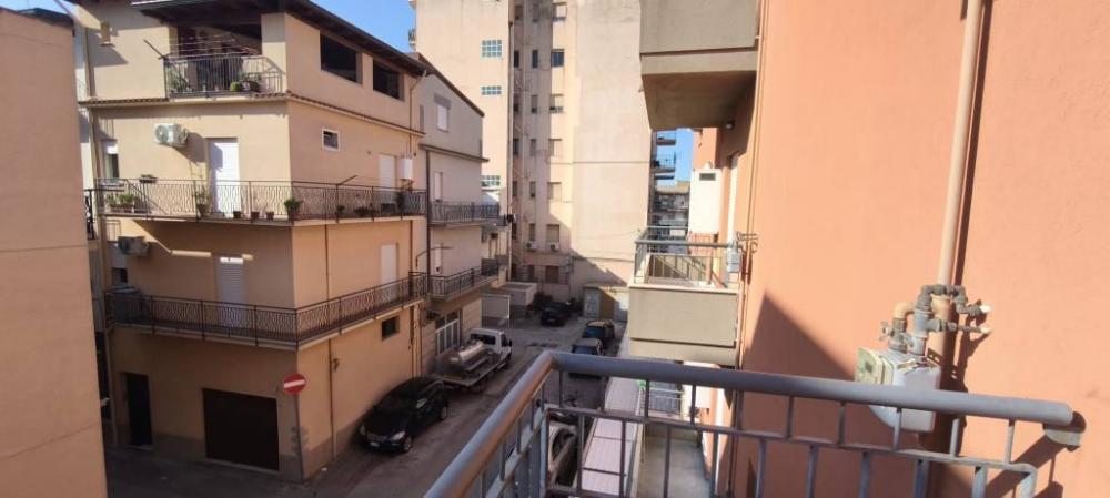 appartamento in vendita ad Alcamo in zona Centro Città