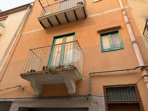 appartamento in vendita ad Alcamo in zona Centro Città