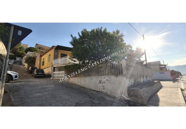 casa indipendente in vendita ad Alcamo in zona Alcamo Marina