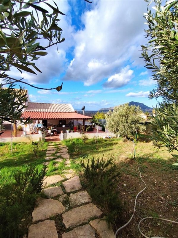 casa indipendente in vendita a Buseto Palizzolo in zona Blandano