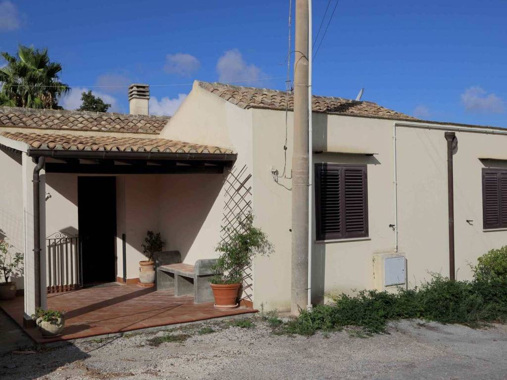 casa indipendente in vendita a Buseto Palizzolo