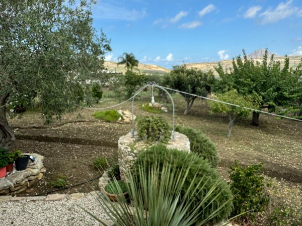 casa indipendente in vendita a Buseto Palizzolo