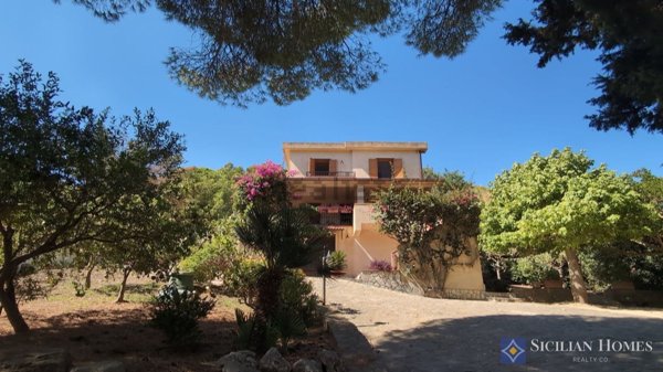 casa indipendente in vendita a Buseto Palizzolo