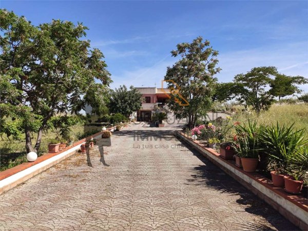 casa indipendente in vendita a Buseto Palizzolo