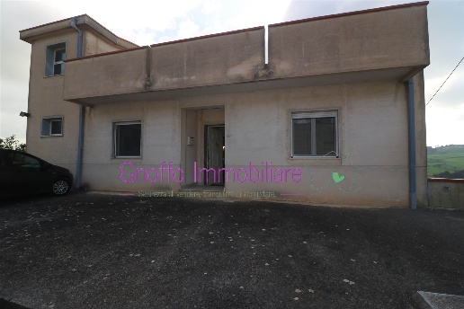 casa indipendente in vendita a Buseto Palizzolo in zona Pianoneve