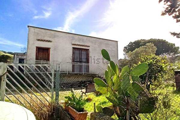 casa indipendente in vendita a Buseto Palizzolo in zona Bruca