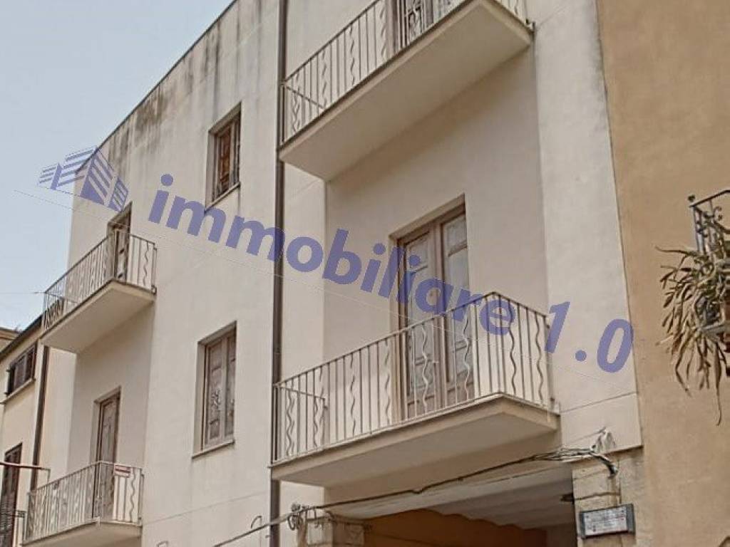 intera palazzina in vendita a Calatafimi-Segesta