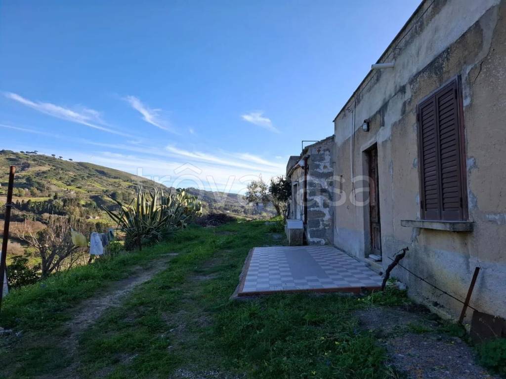 casa indipendente in vendita a Calatafimi-Segesta