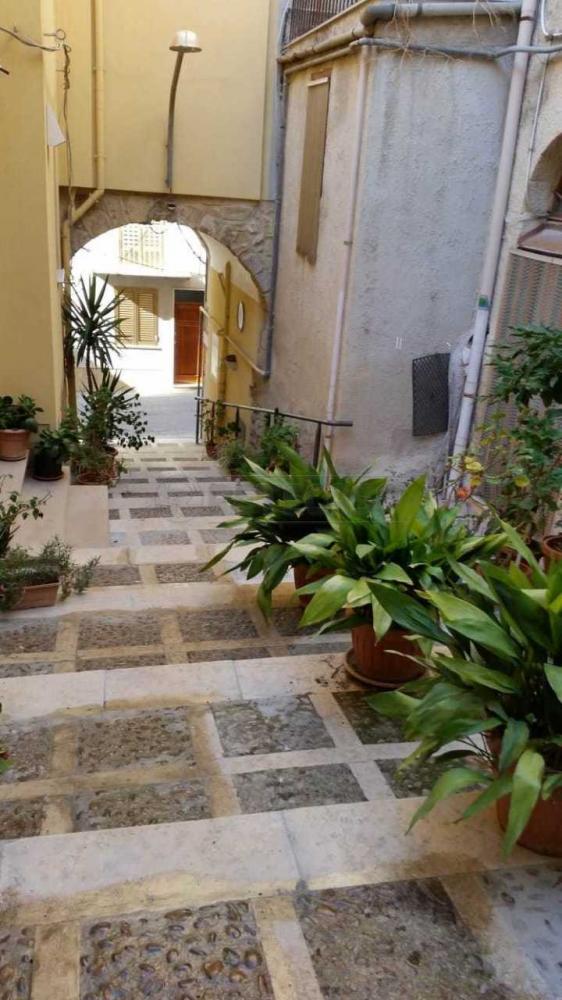 casa indipendente in vendita a Calatafimi-Segesta