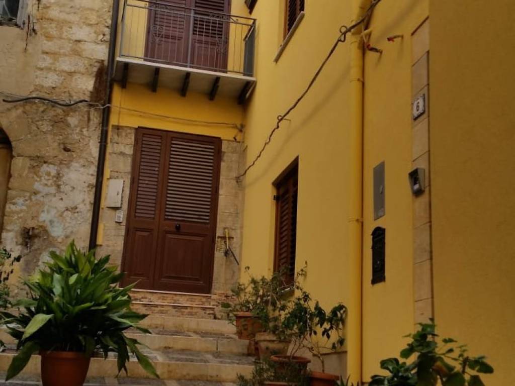 pentavano in vendita a Calatafimi-Segesta