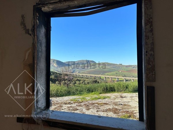 casa indipendente in vendita a Calatafimi-Segesta