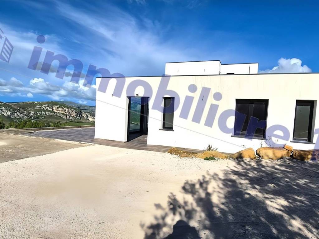 casa indipendente in vendita a Calatafimi-Segesta