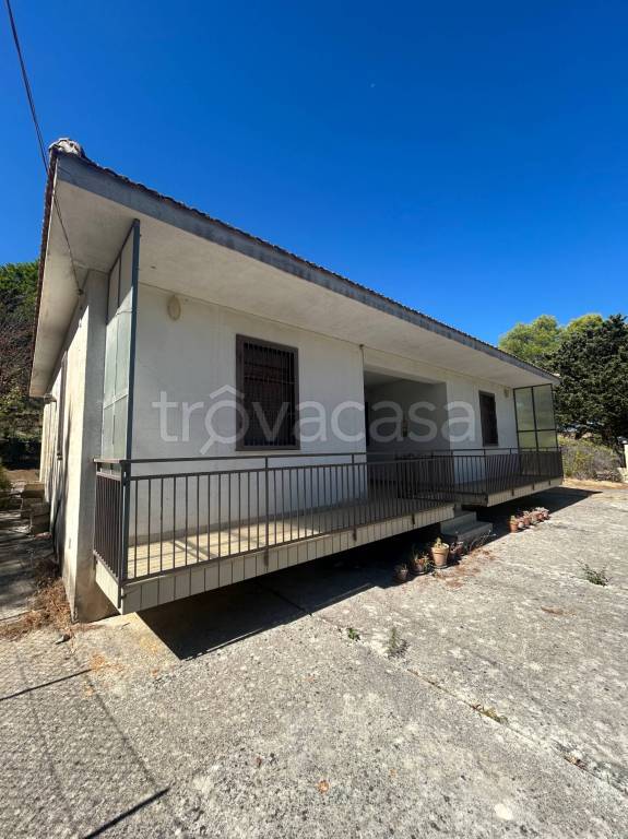 casa indipendente in vendita a Calatafimi-Segesta