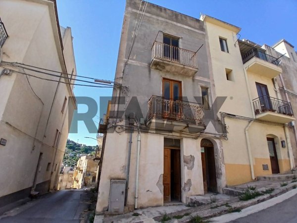 casa indipendente in vendita a Calatafimi-Segesta