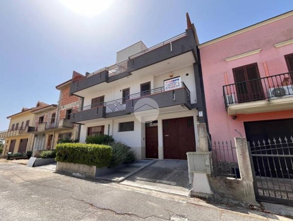 casa indipendente in vendita a Calatafimi-Segesta in zona Sasi