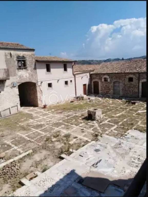 casa indipendente in vendita a Calatafimi-Segesta