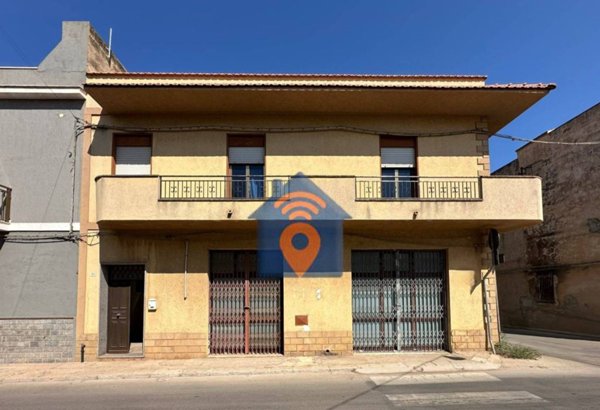 casa indipendente in vendita a Campobello di Mazara