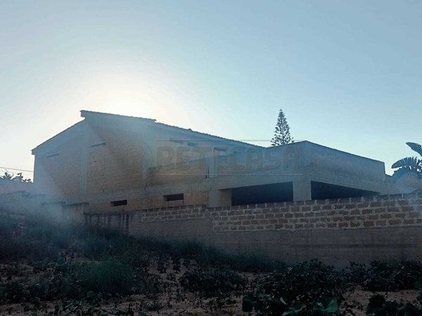 casa indipendente in vendita a Campobello di Mazara