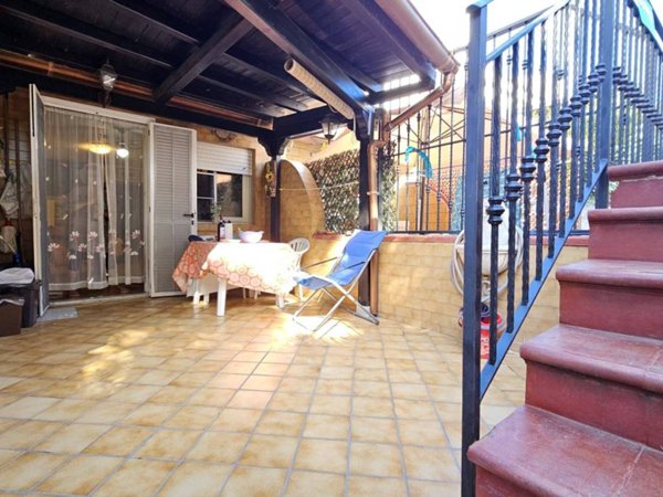 casa indipendente in vendita a Campobello di Mazara