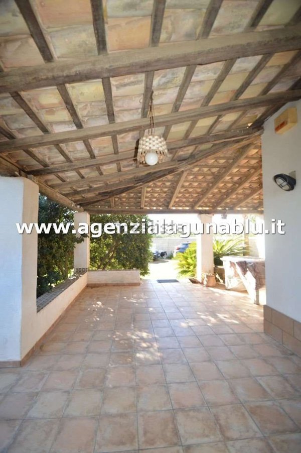 casa indipendente in vendita a Campobello di Mazara