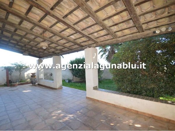 casa indipendente in vendita a Campobello di Mazara