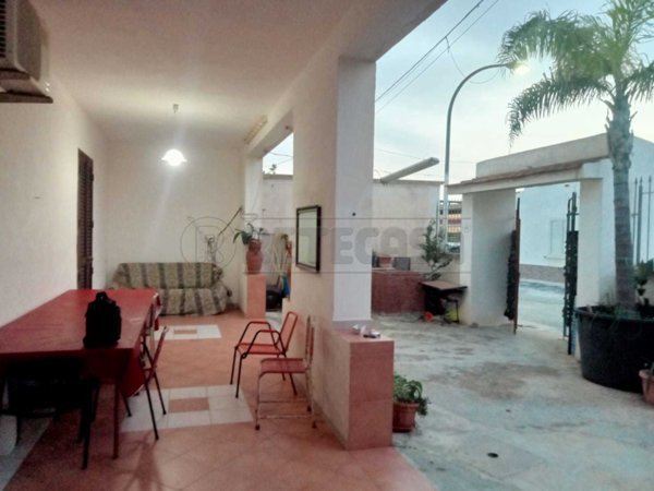 casa indipendente in vendita a Campobello di Mazara in zona Tre Fontane