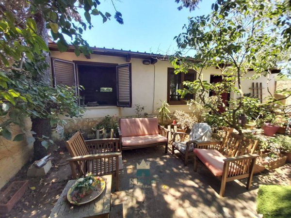 casa indipendente in vendita a Campobello di Mazara