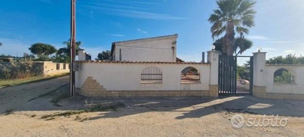 casa indipendente in vendita a Campobello di Mazara in zona Tre Fontane