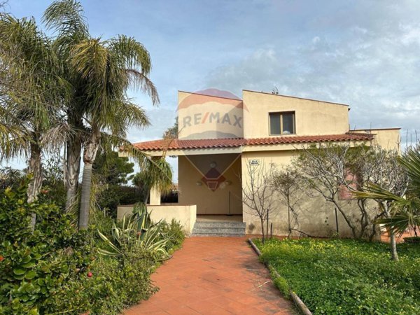 casa indipendente in vendita a Campobello di Mazara in zona Tre Fontane