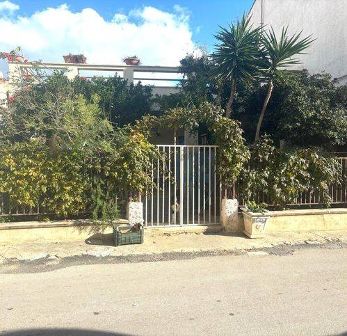 casa indipendente in vendita a Campobello di Mazara in zona Tre Fontane