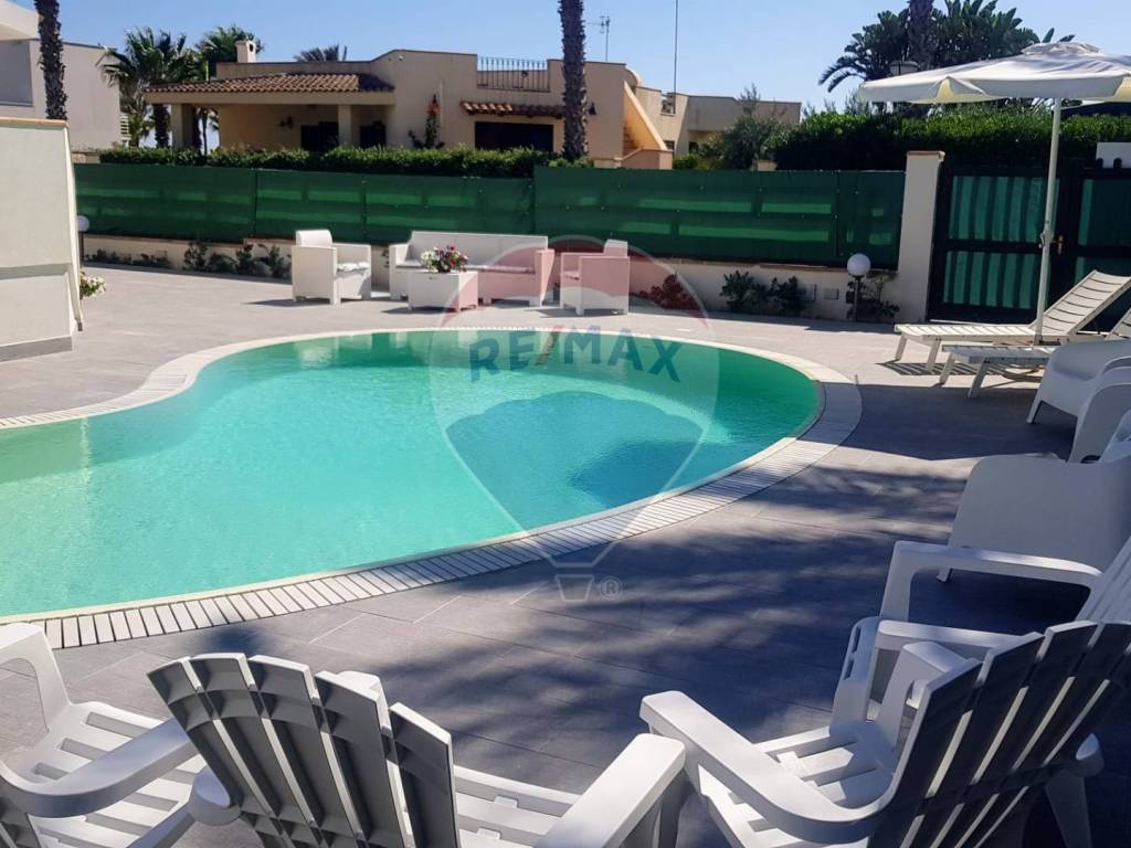 casa indipendente in vendita a Campobello di Mazara in zona Tre Fontane
