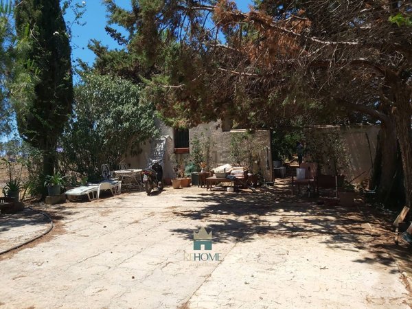 casa indipendente in vendita a Campobello di Mazara in zona Tre Fontane