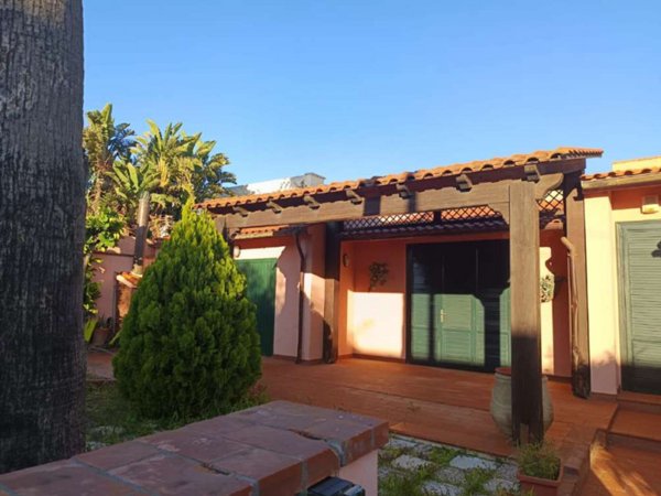 casa indipendente in vendita a Campobello di Mazara in zona Tre Fontane