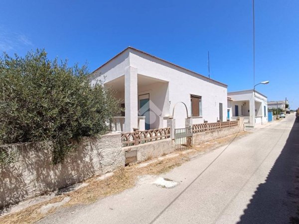 casa indipendente in vendita a Campobello di Mazara in zona Tre Fontane