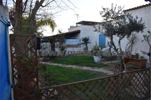 casa indipendente in vendita a Campobello di Mazara in zona Tre Fontane