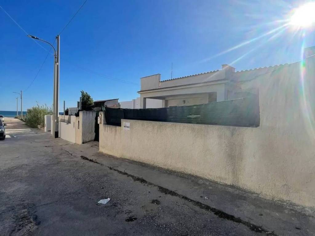 casa indipendente in vendita a Campobello di Mazara in zona Tre Fontane