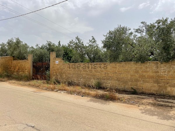 terreno edificabile in vendita a Campobello di Mazara