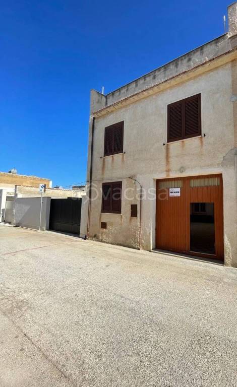 casa indipendente in vendita a Campobello di Mazara in zona Tre Fontane