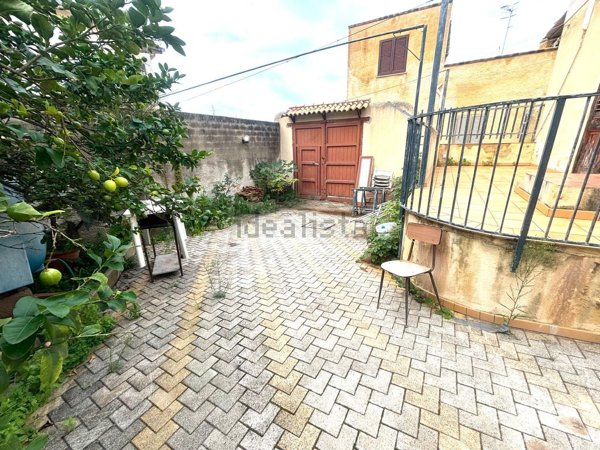 casa indipendente in vendita a Campobello di Mazara in zona Tre Fontane