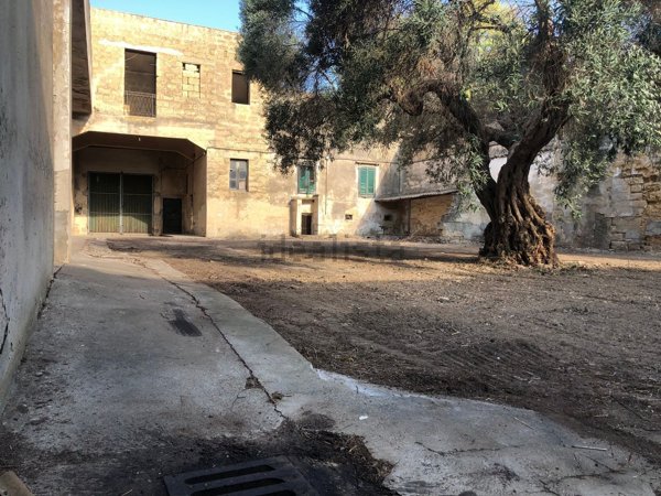 casale in vendita a Campobello di Mazara