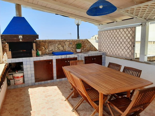 casa indipendente in vendita a Campobello di Mazara in zona Tre Fontane